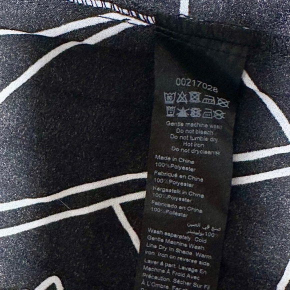 City Chic Monochrome Graphic A-Line Skirt, NWT - Picture 4 of 6